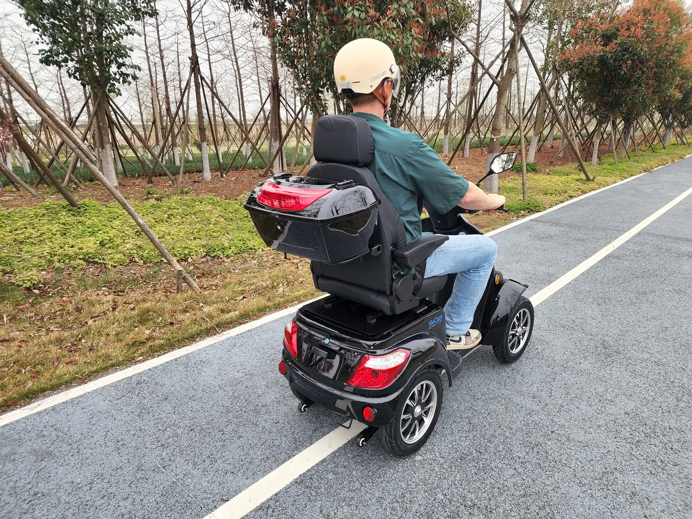 HeCare T408-1-4 Ranger 2 Electric 4 Wheel Electric Mobility Scooter With Enhanced Mobility, Safety and Comfort