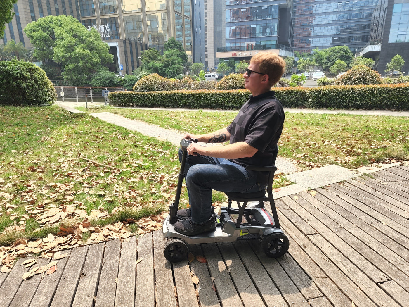 Hecare RaptorFold Instant Folding & Lightweight Mobility Scooter